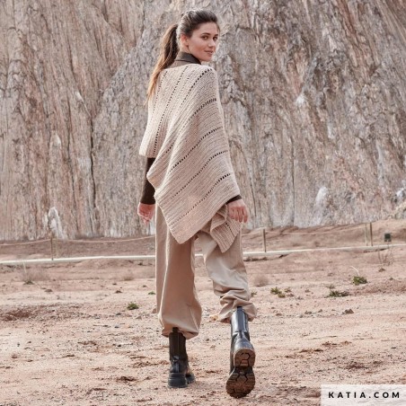 Poncho femme au crochet avec Alpaquina de Katia Poncho femme au crochet avec Alpaquina de Katia