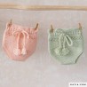 Barboteuse pour nouveau-né avec Mérino Baby de Katia Barboteuse pour nouveau-né avec Mérino Baby de Katia