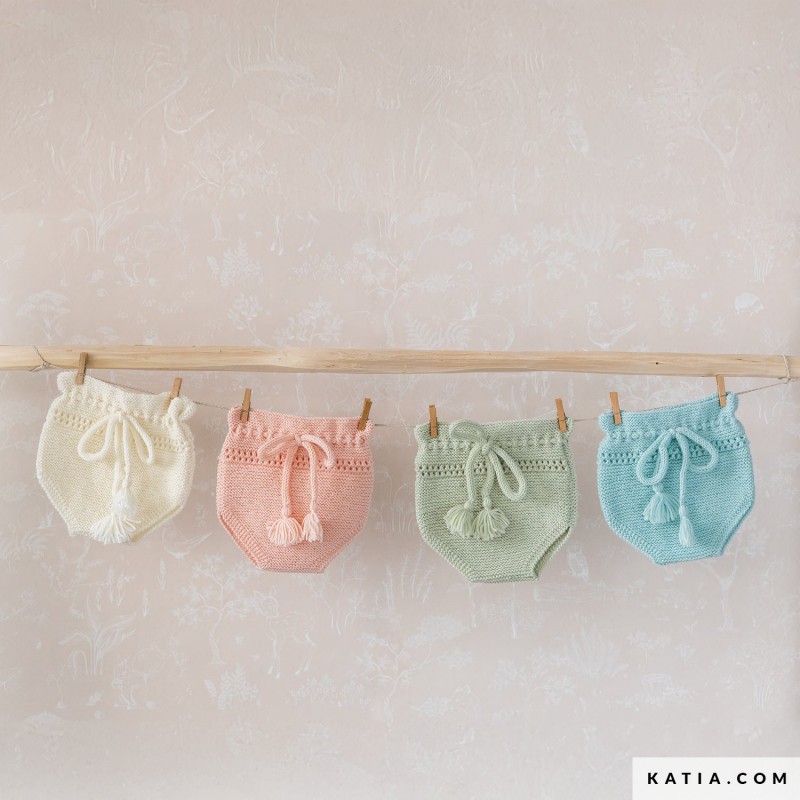 Barboteuse pour nouveau-né avec Mérino Baby de Katia