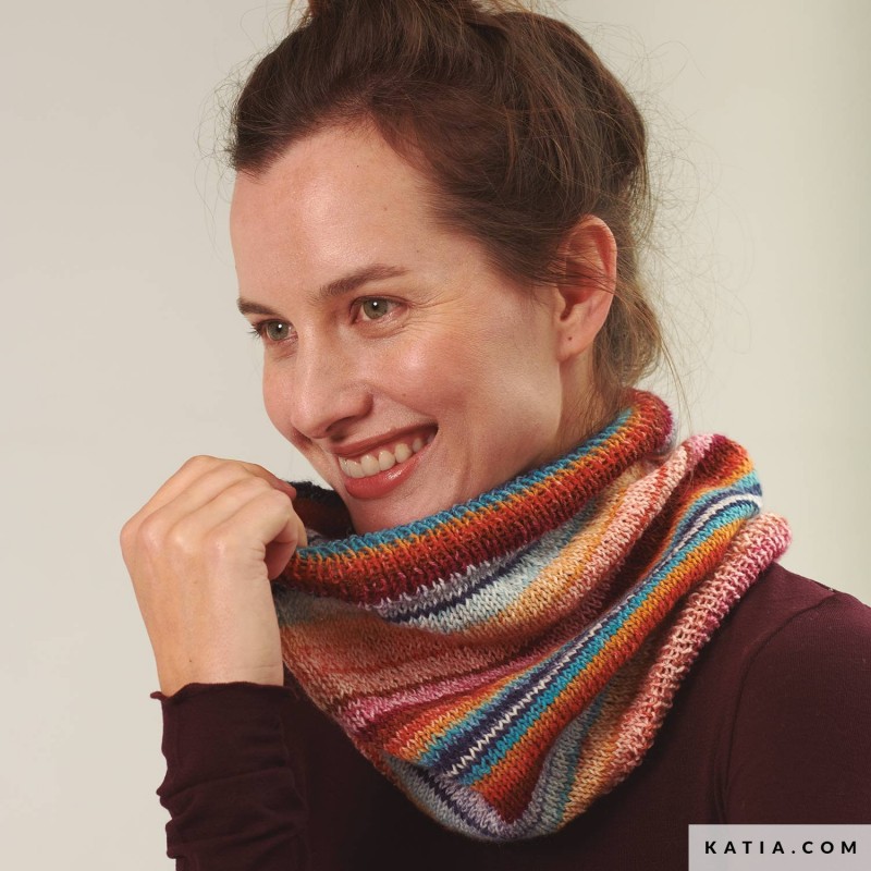 Col femme avec Symmétric Illusion de Katia Concept