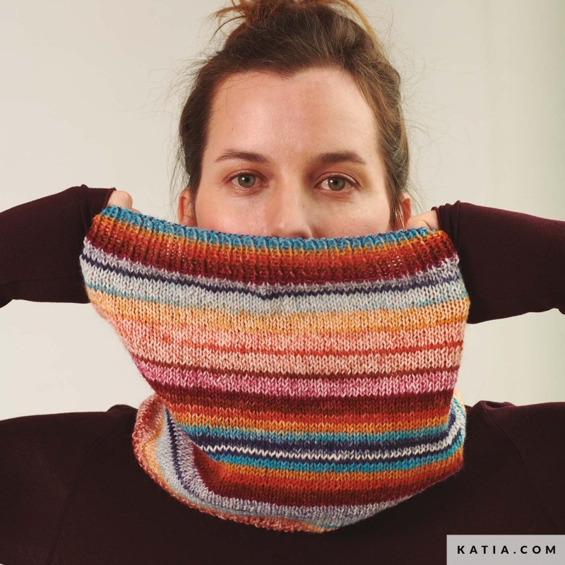 Col femme avec Symmétric Illusion de Katia Concept