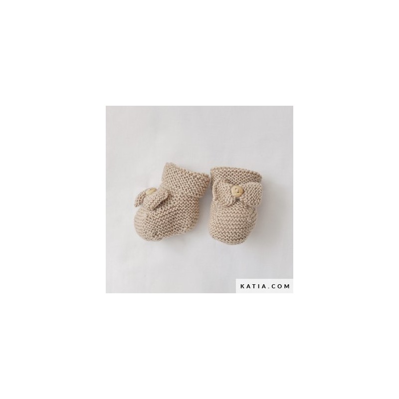 Chaussons bébé avec Baby Nature de Katia