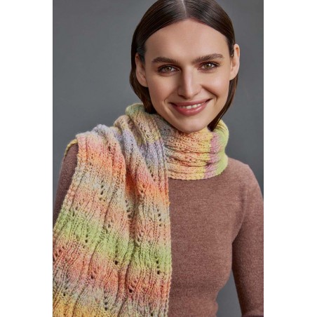 Écharpe femme avec Harmony de Lang Yarns Écharpe femme avec Harmony de Lang Yarns