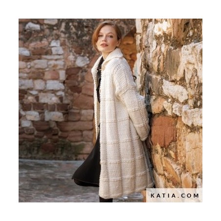 Manteau long femme aux carreaux en relief avec Big Mérino de Katia Manteau long femme aux carreaux en relief avec Big Mérino de Katia