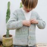 Gilet encolure V pour enfant avec Cricket de Katia