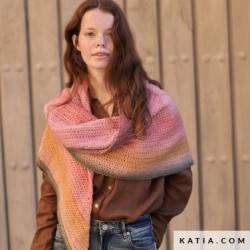 Châle triangulaire au crochet en Holi Laine de Katia