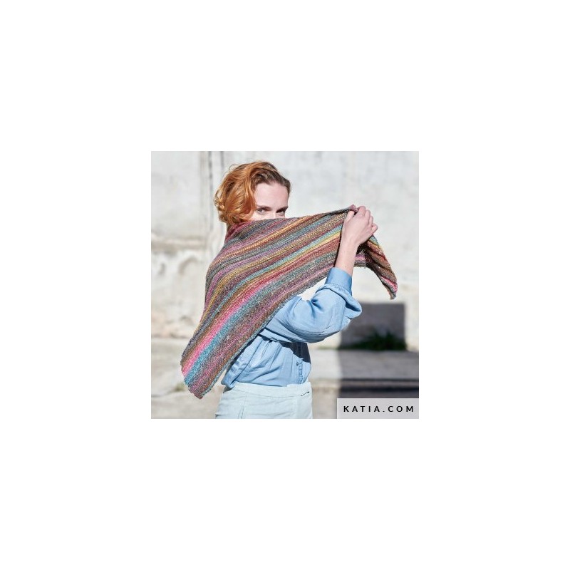 Châle triangulaire effet rayé en Hiro Laine de Katia