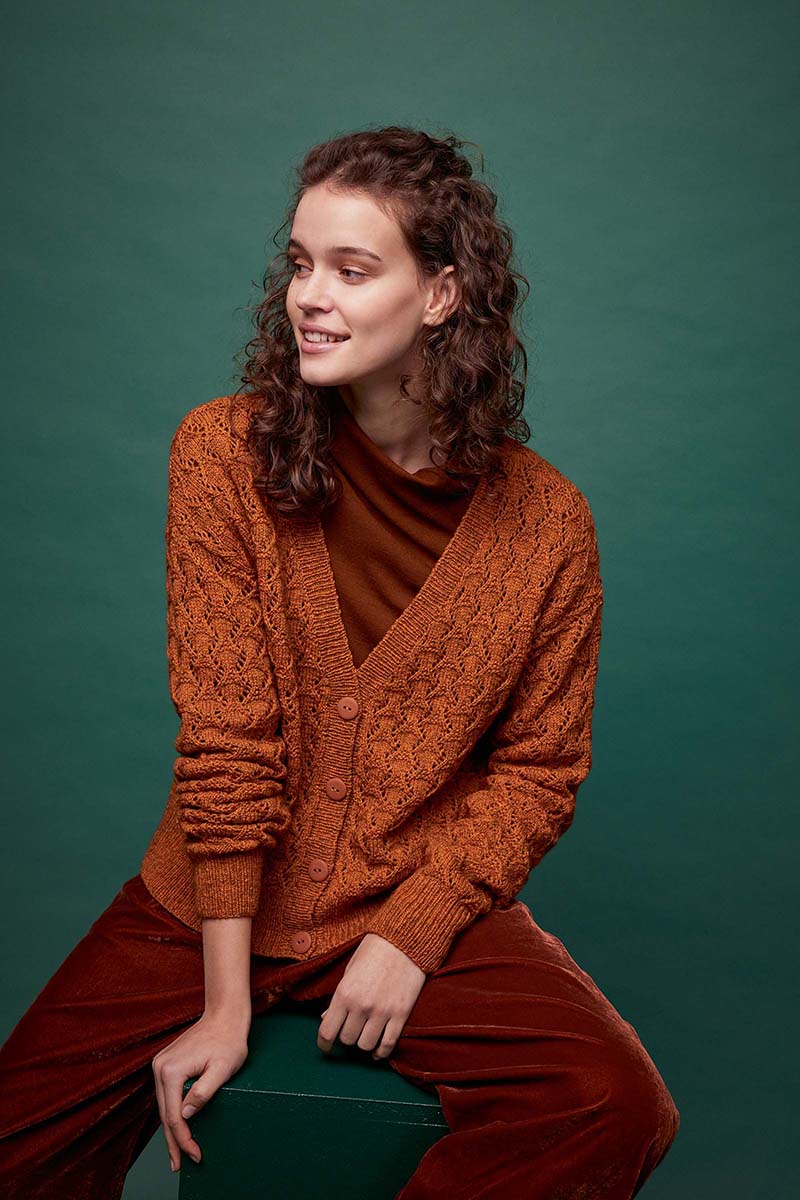 veste-nomad-laine-lang-yarns-tricot-tricoter-crocheter-automne-hiver-fil-pelote-aiguilles-modele-femme-catalogue 286-artlaine-com.jpg