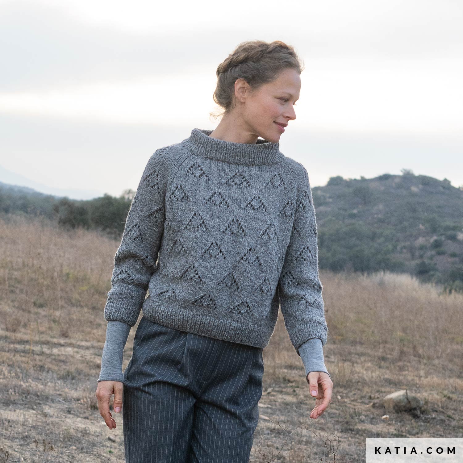 pull-ouvrage-modele-patron-fil-pelote-alpaga-superfin-coton-merino-tricoter-tricot-crocheter-crochet-femme-pull-automne-hiver-katia-artlaine (3).jpg