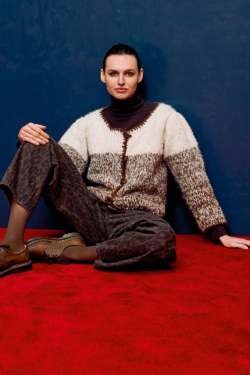 pull-femme-move-6 ply-laine-vierge-lang-yarns-catalogue-punto79 (2).jpg