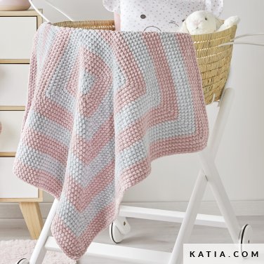 modele-couverture-bébé-bambi-rose-laine-katia-polyester-tricoter-crocheter-automne-hiver-catalogue-layette-94.jpg