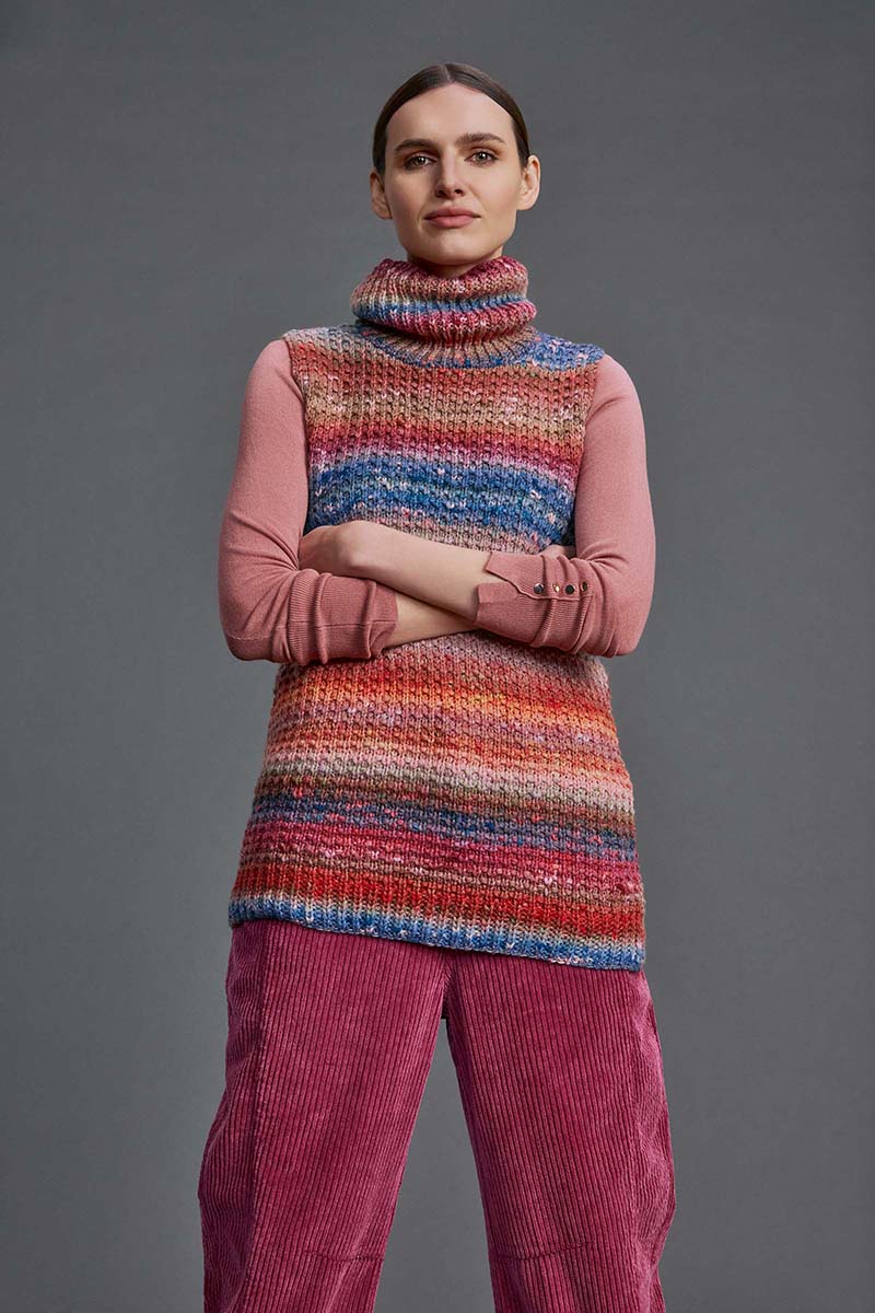 écharpe-femme-modele-patron-ouvrage-catalogue-punto 85-infinity-lang-yarns-automne-hiver-20252026-artlaine-com-fil-pelote-aiguilles.jpg