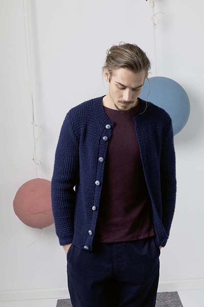 modele-gilet-homme-stockholm-973-0025-laine-lang-yarns-vierge-acrylique-fil-tricoter-crocheter-tricot-automne-hiver-catalogue-247.jpg