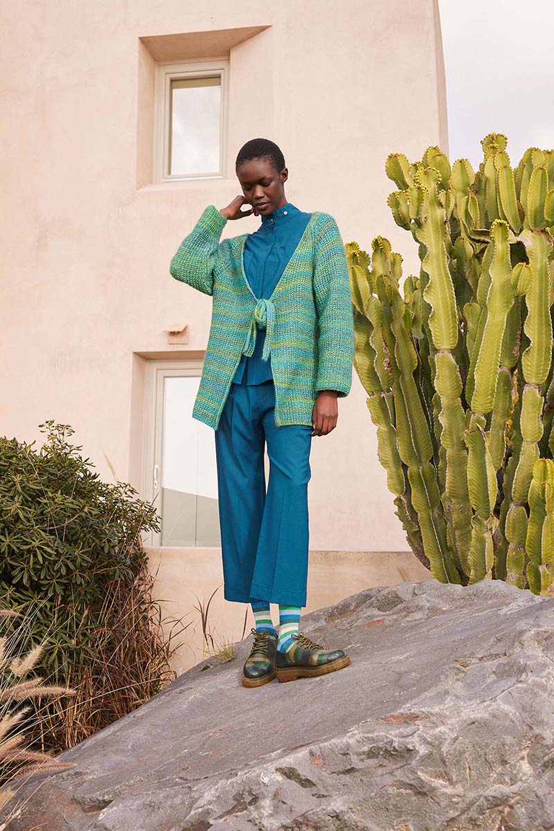 veste-glamour-catalogue-wooladdicts-lang-yarns-automne-hiver-20252026-artlaine-com-fil-pelote-aiguilles-tricot-tricoter-crocheter.jpg