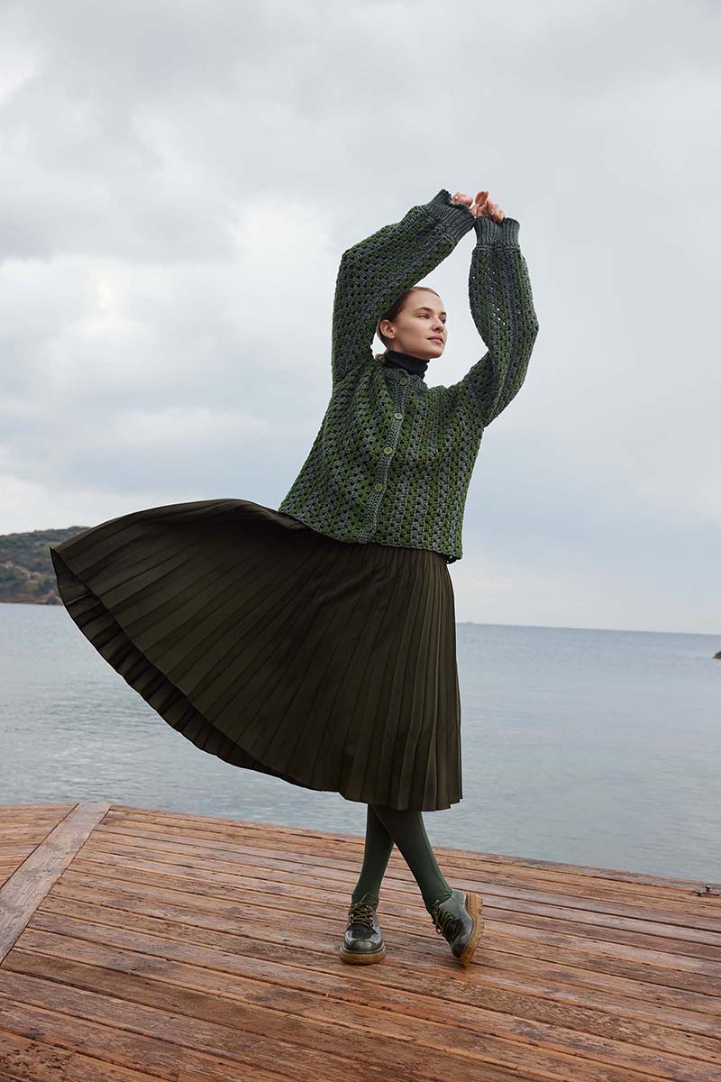 veste-memory-catalogue-wooladdicts-lang-yarns-automne-hiver-20252026-artlaine-com-fil-pelote-aiguilles-tricot-tricoter-crocheter.jpg